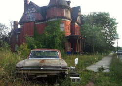 Abandoned Building thumbnail